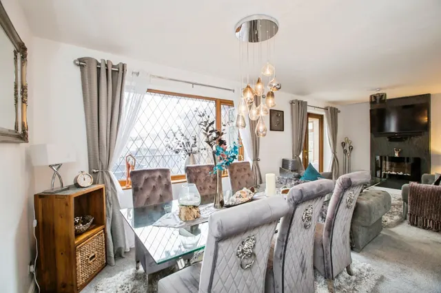Ashlar Grove, Queensbury, BRADFORD, photo 1