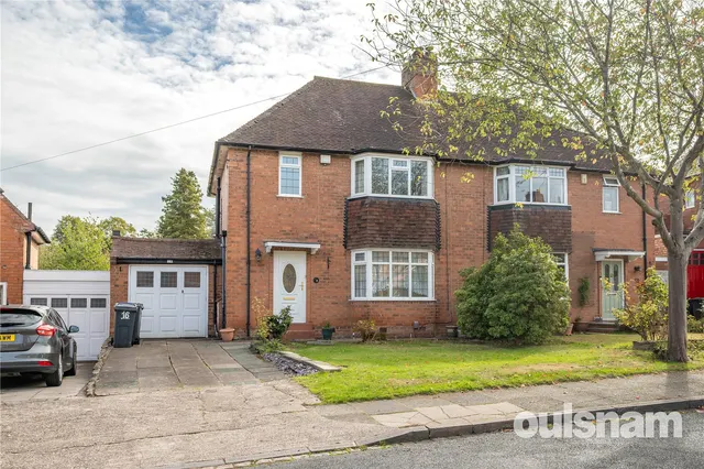 Claines Road, Bournville Village Trust, B31, photo 1
