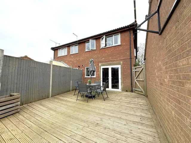 Photo 3 — Amies Court, Grimston Road