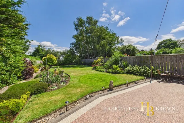 Photo 3 — Mount Park Drive, Lanchester