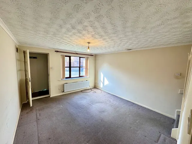 Heron Drive, Lenton, NG7, photo 2