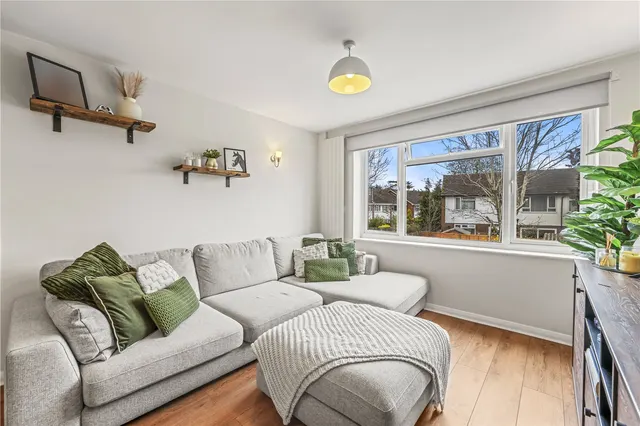 Photo 3 — Fairholme Road, Ashford, TW15 2LH