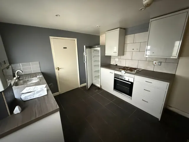 Photo 3 — Cavendish Place, Eastbourne