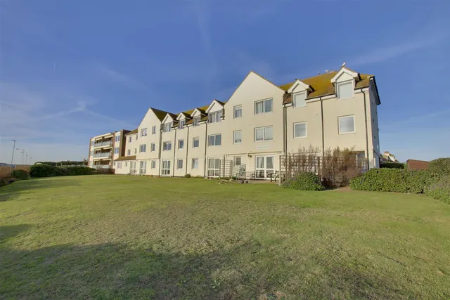 Merryfield Court, Seaford, photo 1