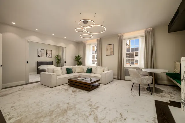 Hill Street, Mayfair, W1J, photo 2