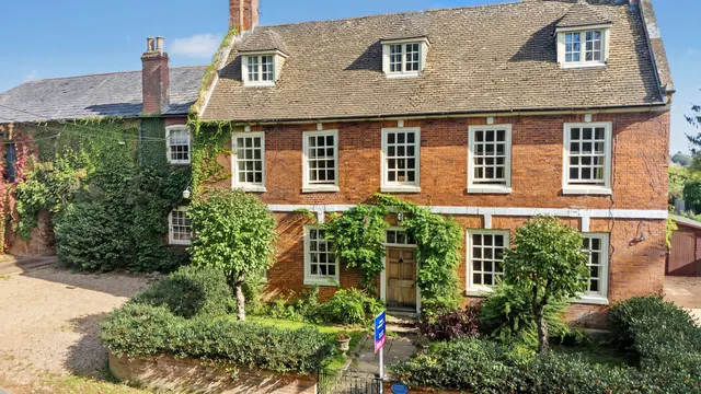 Manor Farm, The Green, LE16, photo 1