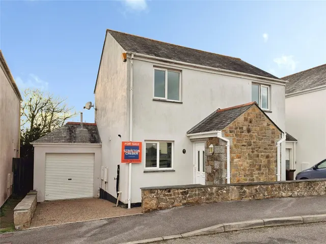 Cullen View, Probus, TR2, photo 1