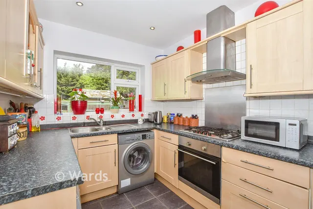 Oliver Crescent, Farningham, DA4, photo 3