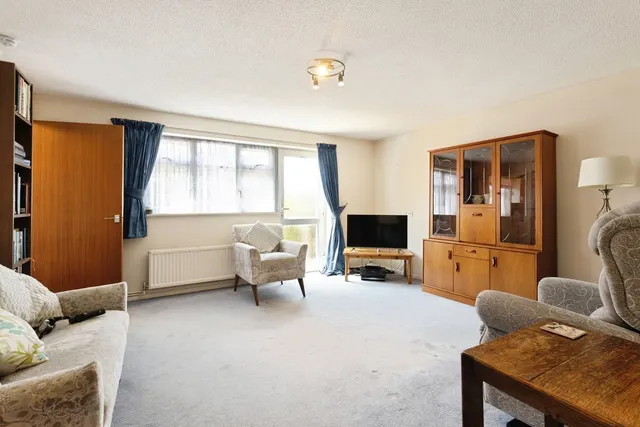 Welland Lodge Road, Cheltenham, GL52, photo 3