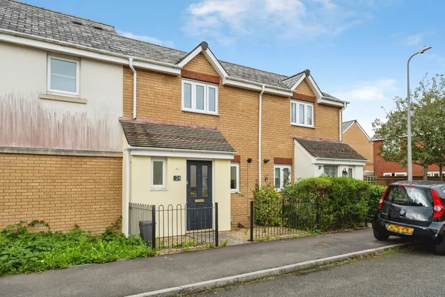 Six Mills Avenue, Gorseinon, SA4, photo 1
