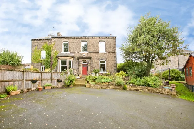 Coleman House, Sowerby Bridge, photo 1