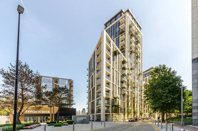 Flat 602, Admiralty House, 150 Vaughan Way, London, photo 1
