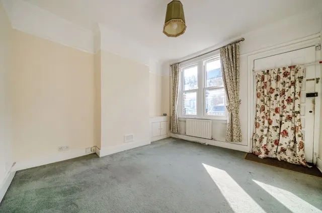 Photo 3 — Shirley Road, 37 Shirley Road Sidcup Greater London Sidcup, SIDCUP, Kent, DA157JW