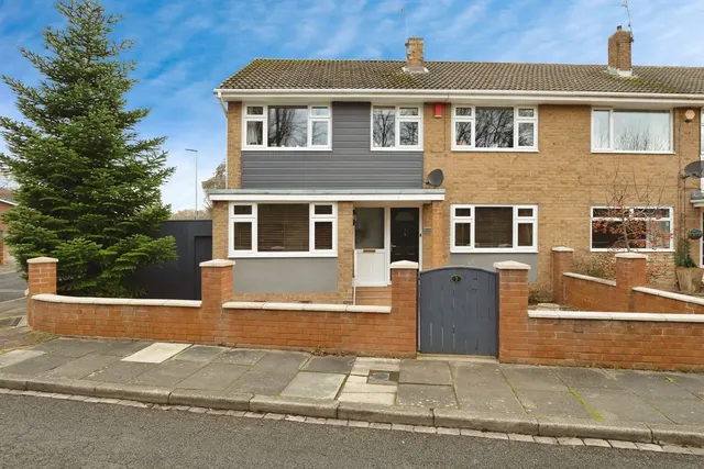 Burnside Grove, Stockton-on-Tees, Durham, TS18, photo 1