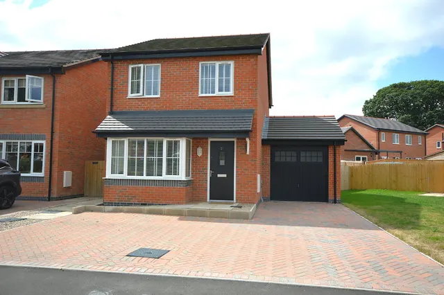 Maesderw, Sarn, photo 1