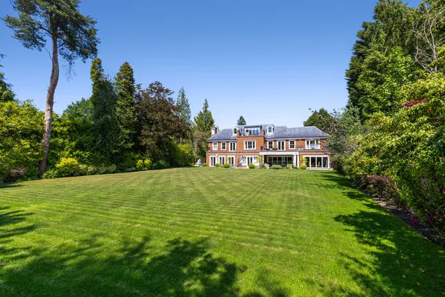 Regent's Walk, Ascot, SL5, photo 2