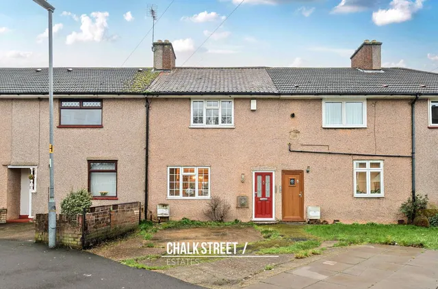 Winding Way, Dagenham, RM8 2TB, photo 1