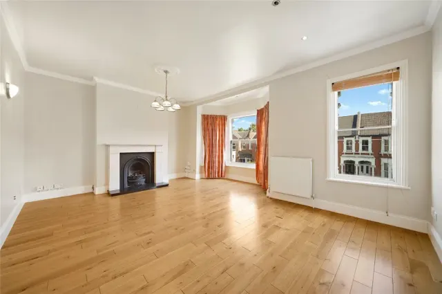 Photo 3 — Hillfield Road, West Hampstead, London, NW6