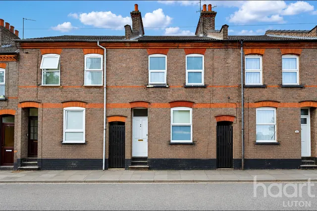 Kingsland Road, Luton, LU1, photo 1