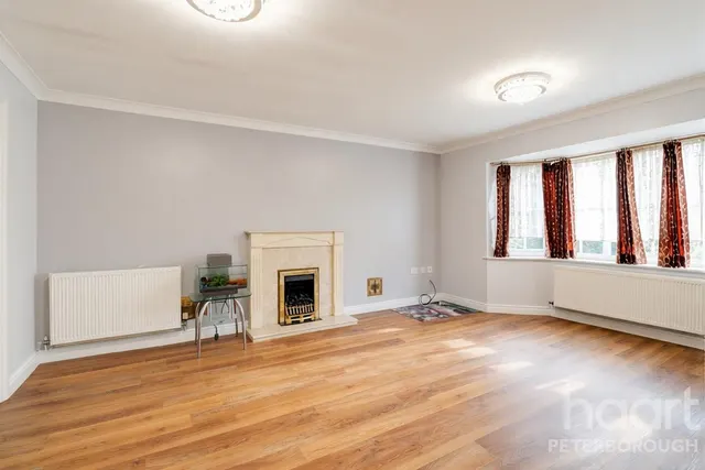 Tern Road, Peterborough, PE7, photo 3