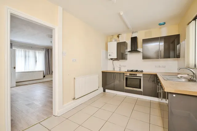 Donaldson Drive, Peterborough, PE4, photo 2