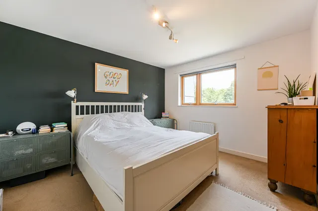 Photo 2 — 94 Millard Road, London