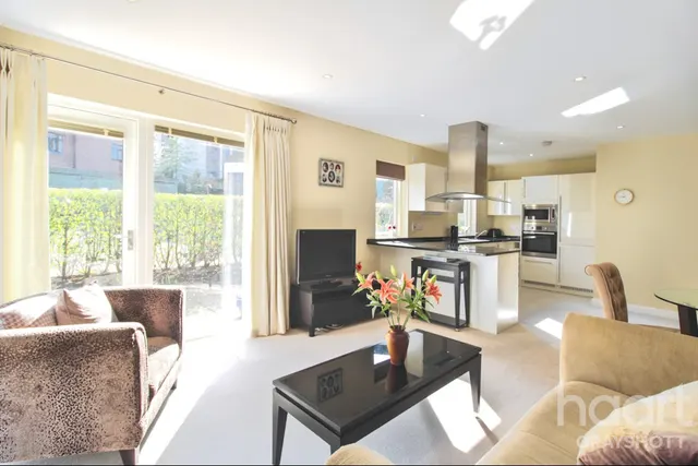 Wispers Lane, Haslemere, GU27, photo 2
