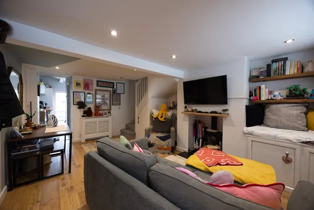 Walk Mill Lane, Kingswood, Wotton-Under-Edge, photo 1