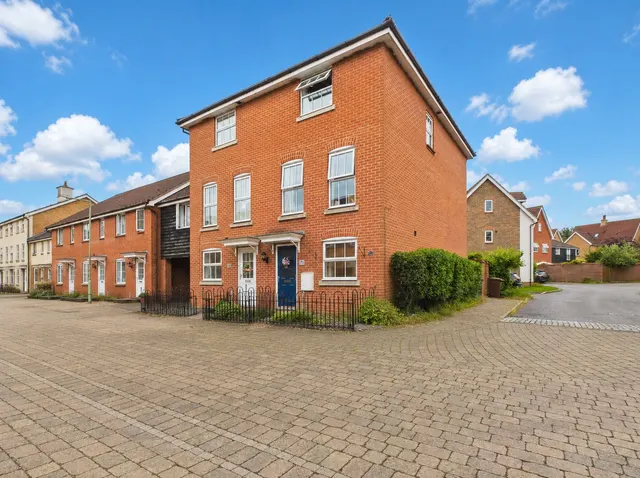 Wagtail Drive, Bury St. Edmunds, IP32, photo 1