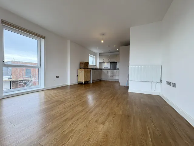 Photo 3 — Flat 15, Acorn Lodge, Milton Keynes, 1 Pascal Mews, MK10 9UL