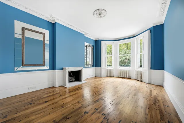Photo 2 — Onslow Gardens, South Kensington, London, SW7 3BU