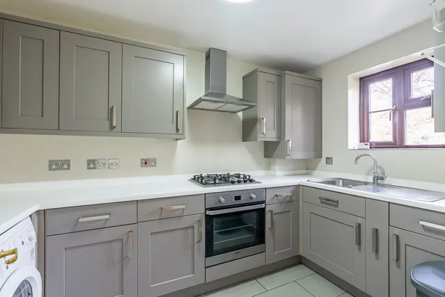 Station Road, Harpenden, AL5, photo 3