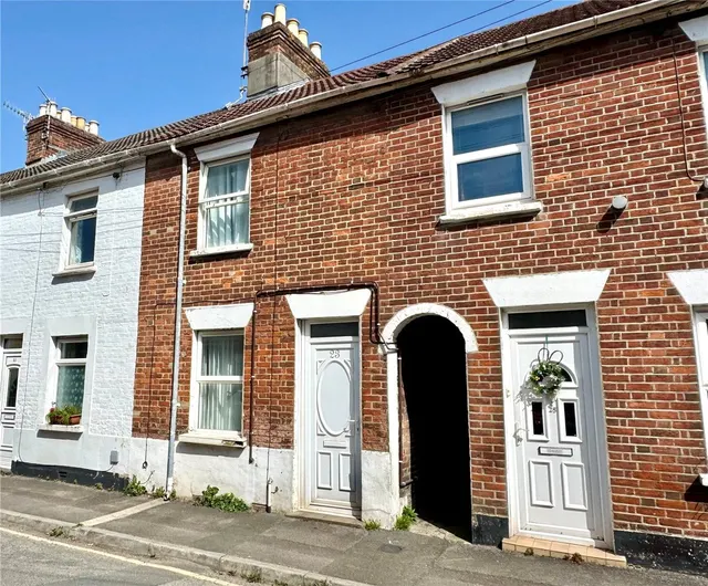 Meadow Road, Salisbury, Wiltshire, SP2, photo 1