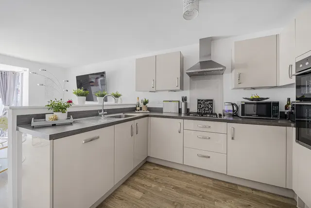 Baileys Crescent, Abingdon, photo 3
