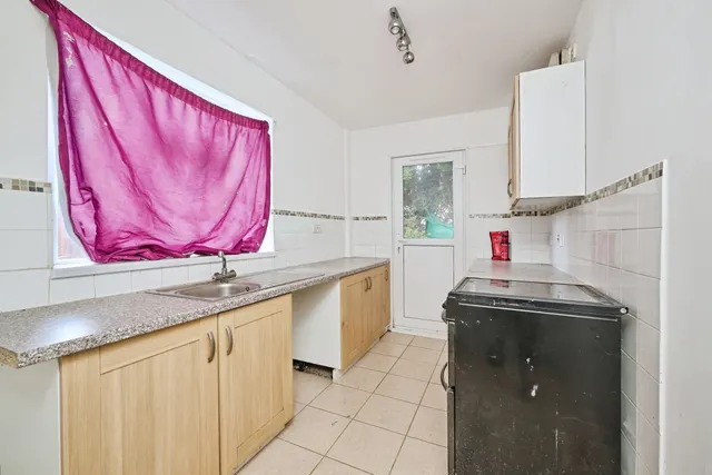 Delgate Avenue, Weston, PE12, photo 3