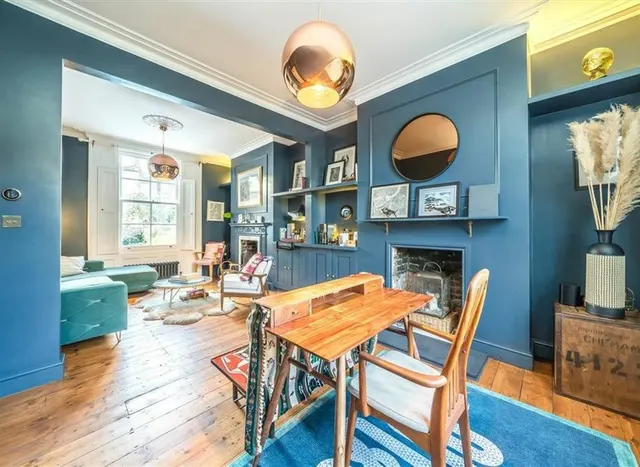 Photo 2 — Stockwell Park Crescent, Stockwell, SW9