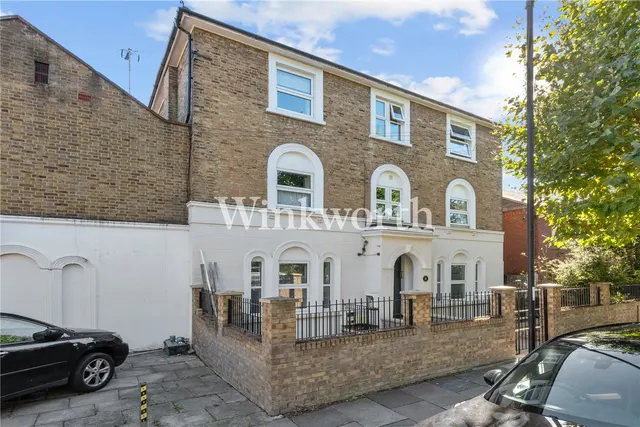 Woodland Road, London, N11, photo 1