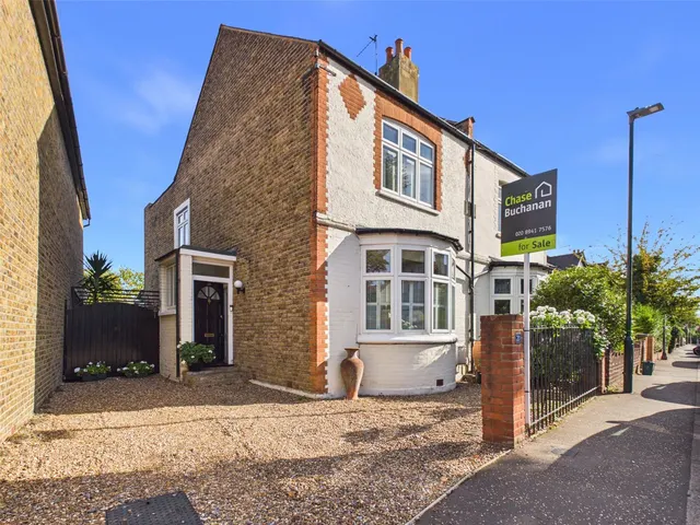 Percy Road, Hampton, TW12, photo 1