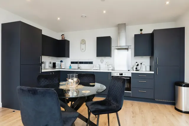 Halewood Way, Rainham, RM13, photo 3