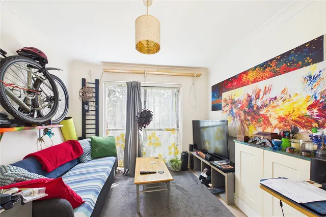 Alexandra Avenue, Camberley, GU15, photo 3