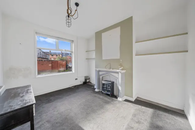 Buchanan Street, Leigh, WN7, photo 2