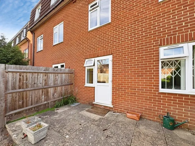 Park Road, Camberley, GU15, photo 1