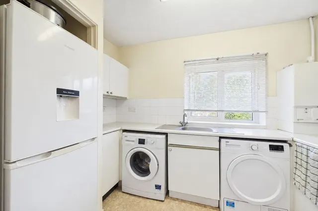 Wyre Court, The Village, YO32, photo 2
