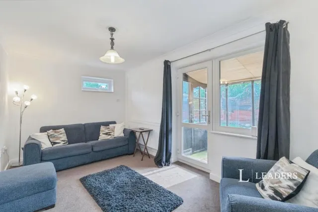 Penney Close, Wigston, LE18, photo 3
