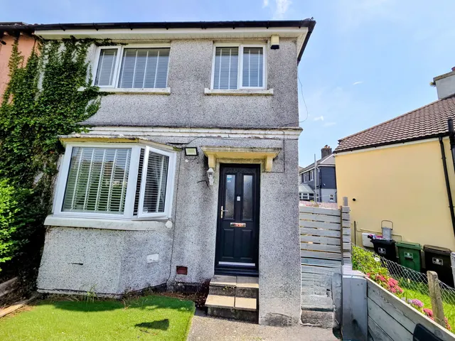 3 bedroom house — North Prospect Road, Plymouth