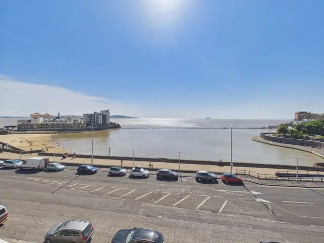 Knightstone Road, Weston-Super-Mare, BS23, photo 1