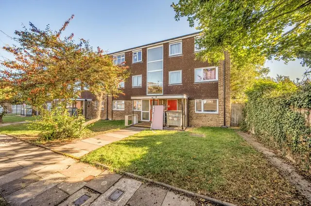 Fairfield Road, Dunstable, LU5, photo 1