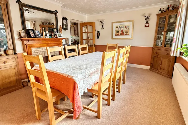 Ringwood, BH24, photo 3
