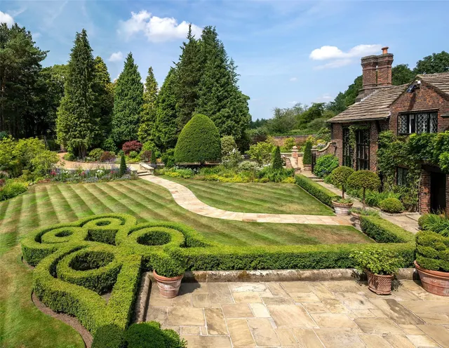 Chelford Road, Prestbury, SK10, photo 3