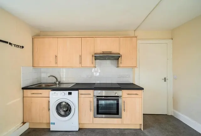 Hanover Street, Bath, BA1, photo 3